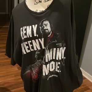 Walking dead shirt